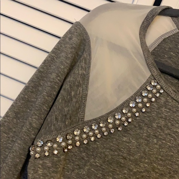 Long sleeve top! - Picture 3 of 4